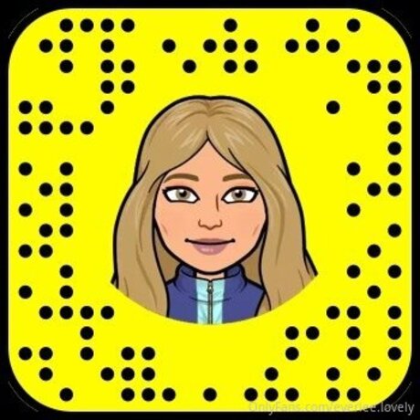 Everlee Lovely nude model pics