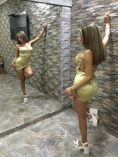 Babymoont model naked pics