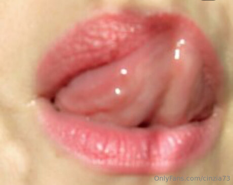 Cinzia73 model sex pic