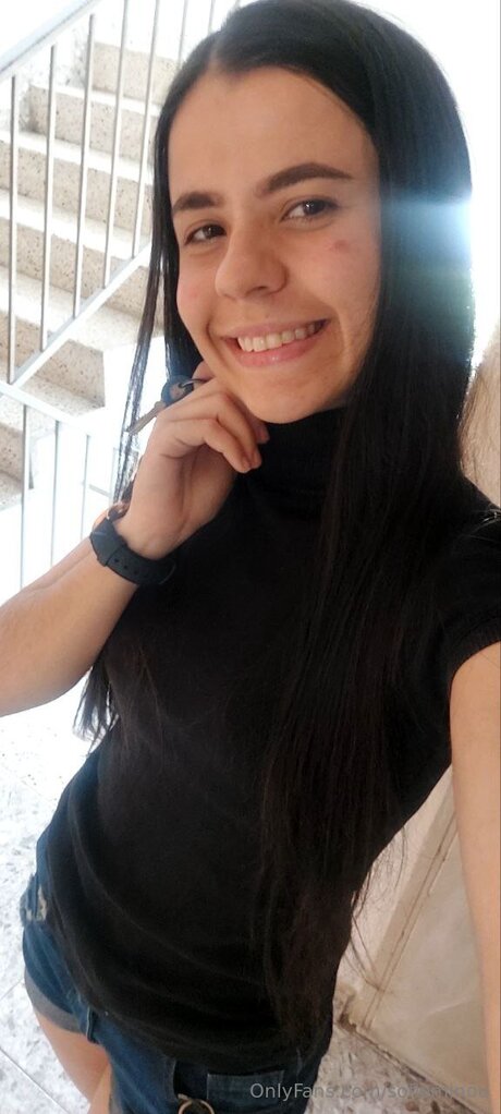 Sofieminou model art photos