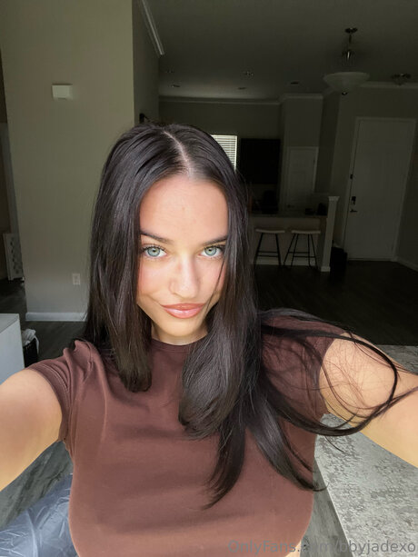 Jadeindyxo sexy actress pics