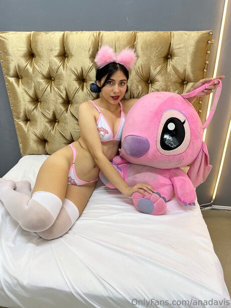 Anadavis model high quality image