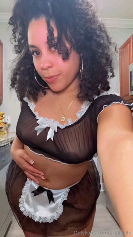 Brialor3n star hot pic