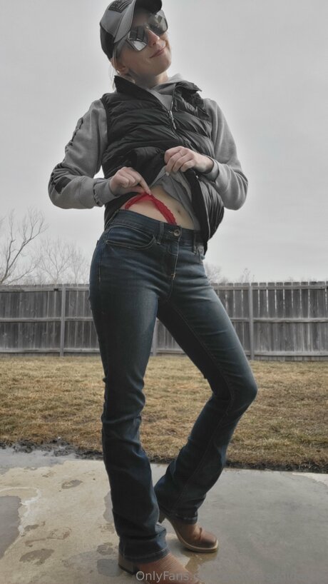 Goddessgolden25 beautiful pornstar gallery