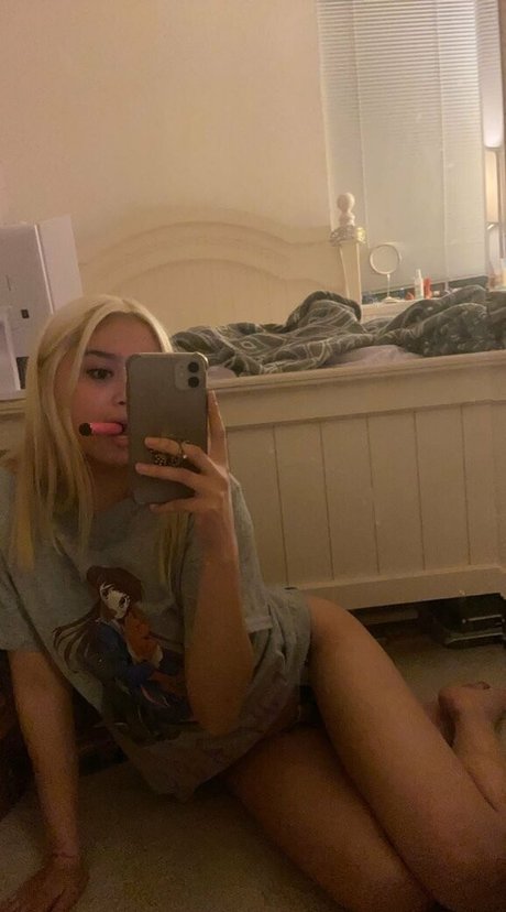 Smolbabie high quality pornstar photo