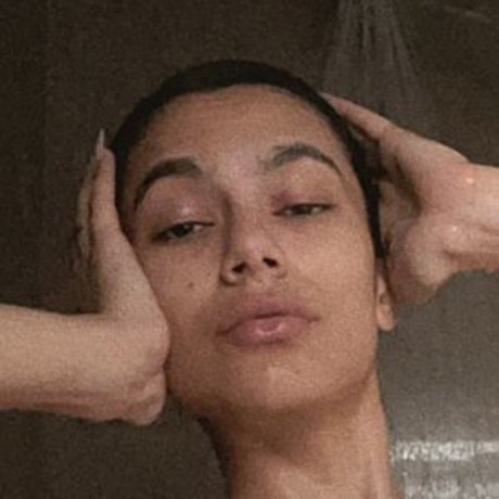 Itshades pornstar erotic pics