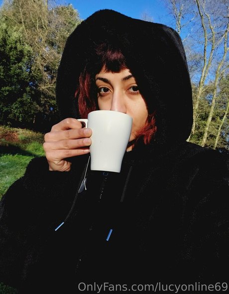 Wet Lucy Baby star xxx photos