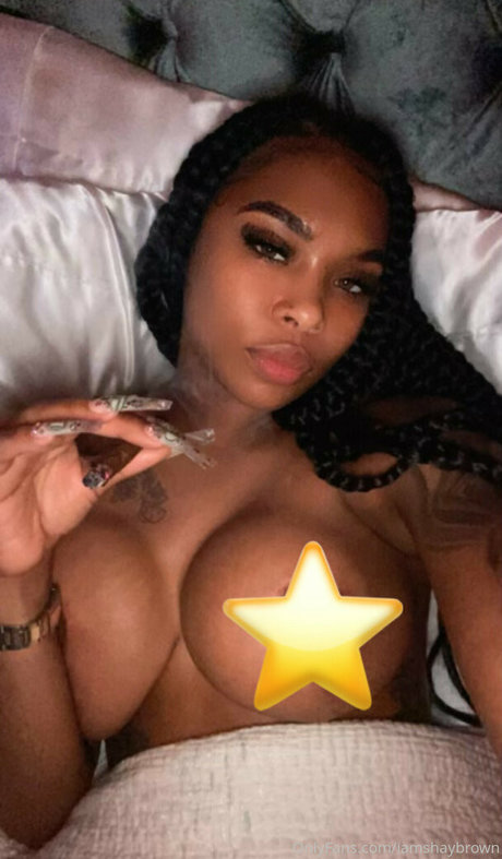 Shay brown exclusive model image