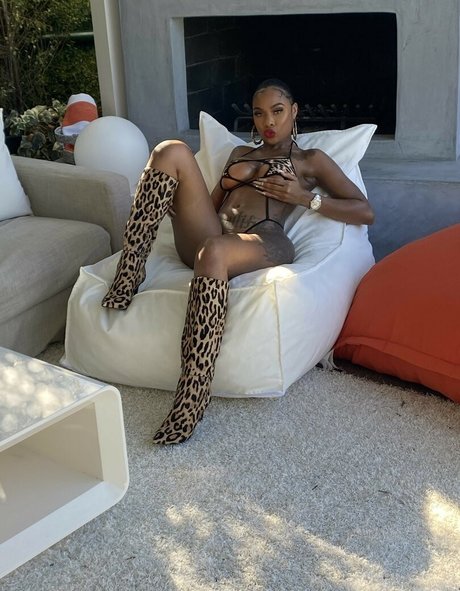 Shay brown pornographic actress pics