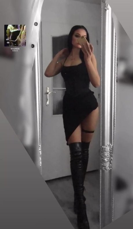 Lucie Brousilova pornstar naked img