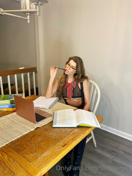 Sirena Nyx star sexy photo