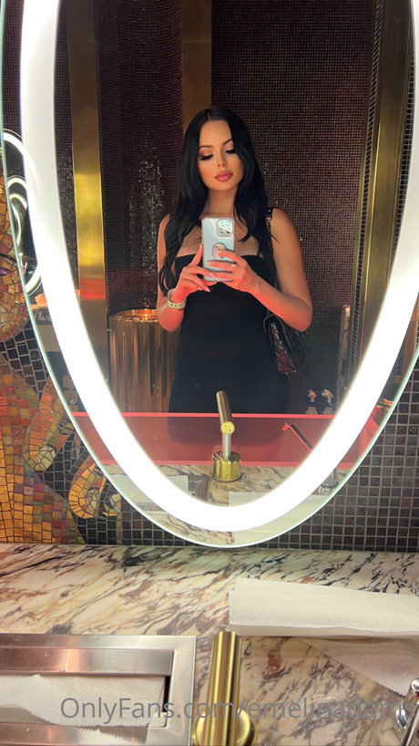 Emelina Adams pornstar perfect images