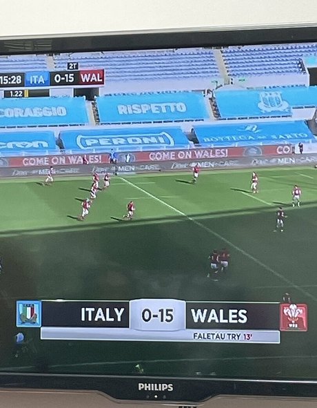 Nikky French model top photos