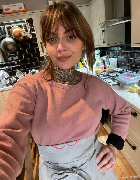 Nikky French model nude gallery