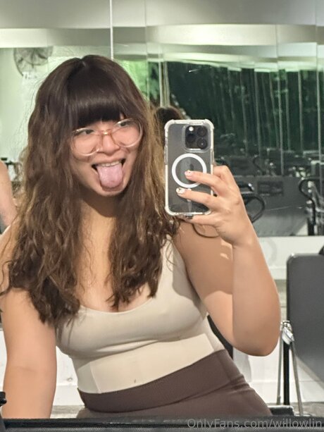 Willowlin pornstar perfect pics