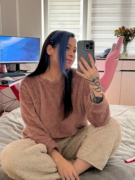 Frutellasgmodel sexy star archive