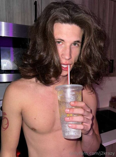 J2krazy model adult photo