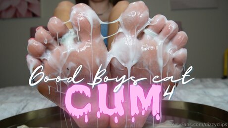 Dizzyclips hot actress photo