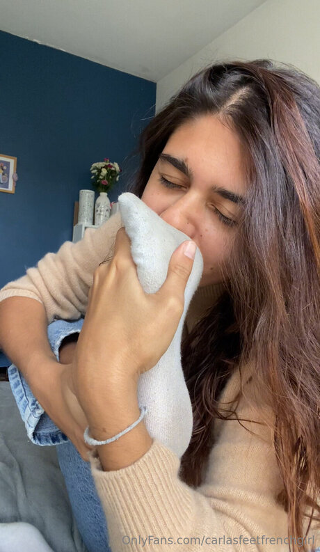 Carlasfeetfrenchgirl hot star img