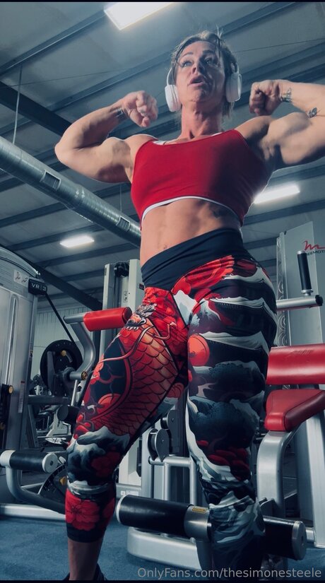 Thesimonesteele hd actress galleries