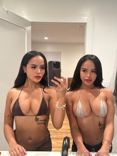 Fit Twinsfree model pretty pics