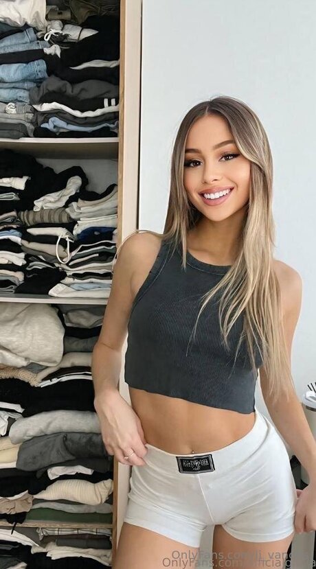 Li Vandes xxx actress gallery