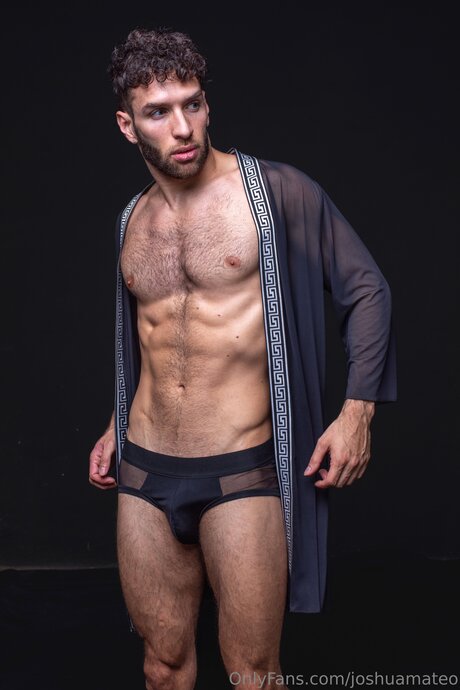 Joshuamateo beautiful actress pic