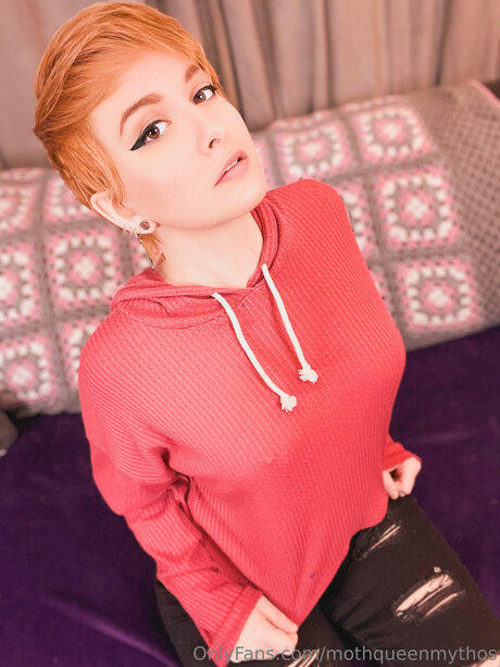 Mothqueenmythos art model image