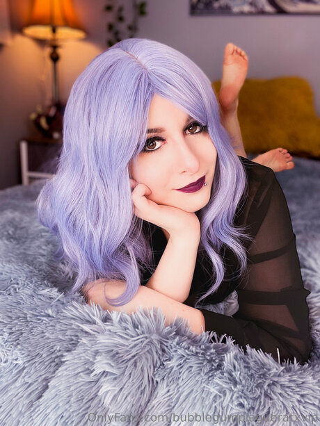 Mothqueenmythos nude model pic