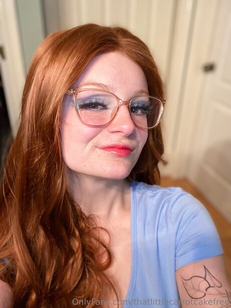 Thatlittlecarrotcakefree hot model pic