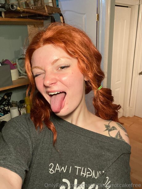 Thatlittlecarrotcakefree porn actress img