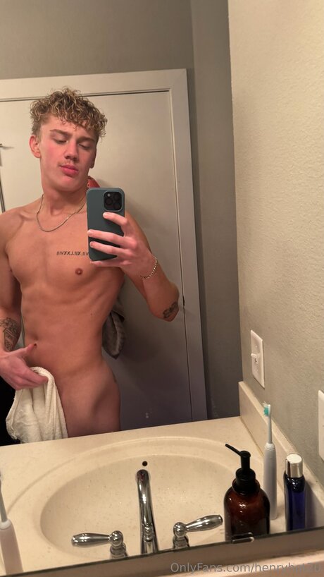 Henryhot20 pornstar sexy img