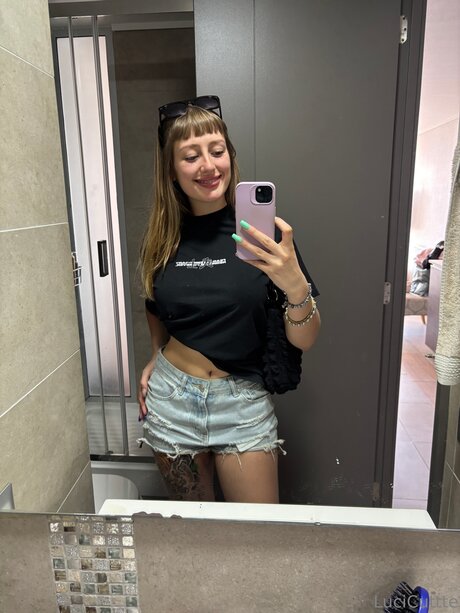 Lucicuttte free pornstar gallery