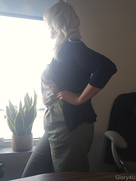 Glory4u star pornographic photo