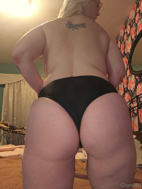 Glory4u pornographic actress picture