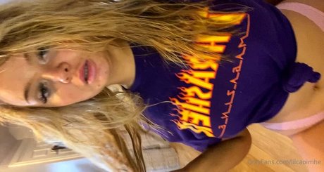 lilcaoimhe nice pornstar gallery