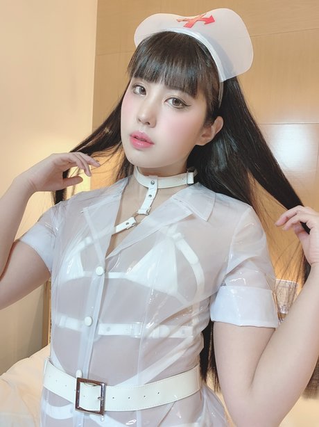 Ririkana hot model pics