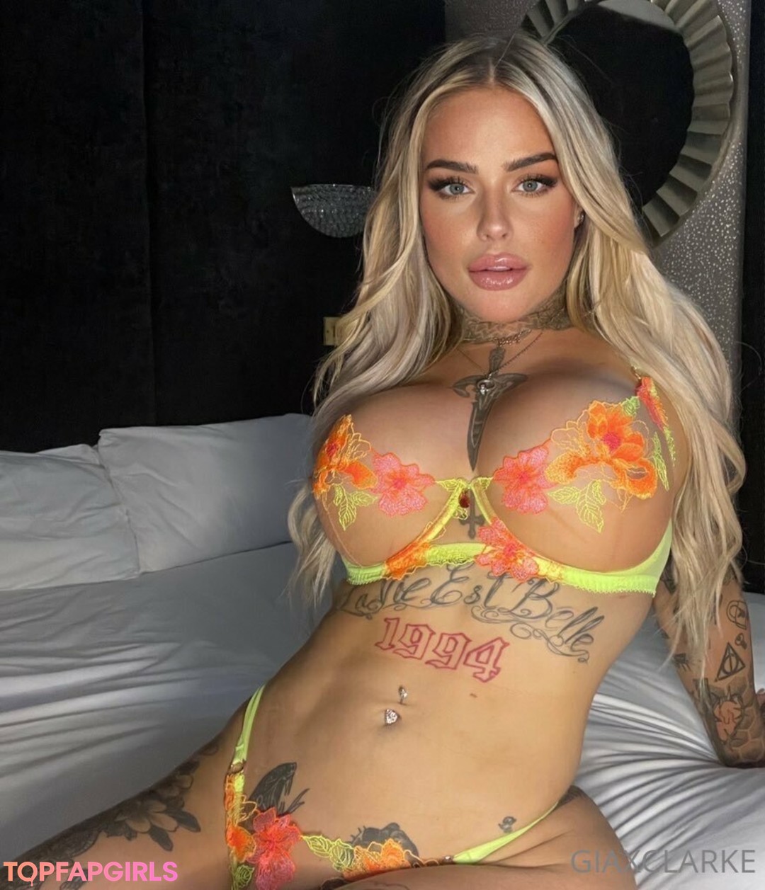 Gia Clarke hd actress picture