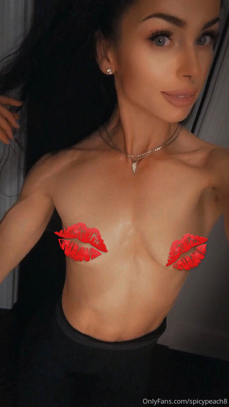 RachelLaurenGray naked model pic