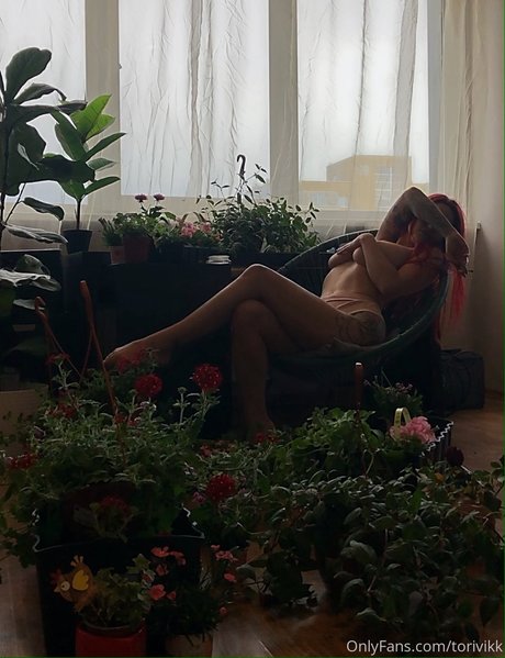 Tori Vikk model perfect archive