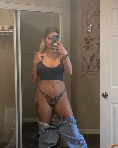 Tristen Mcguire naked pornstar image