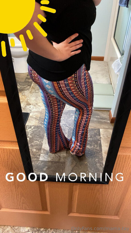 Mama Tay pornstar sexy pic