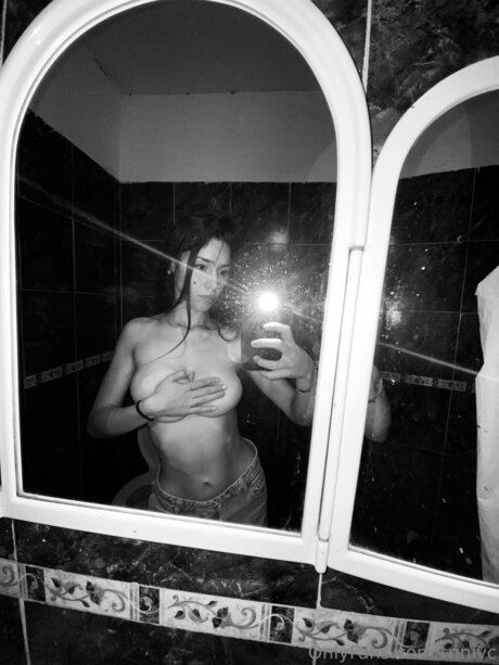 Trinivc nice pornstar pictures