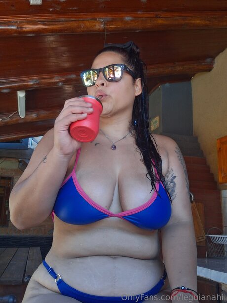 Leguianahii star pornographic galleries