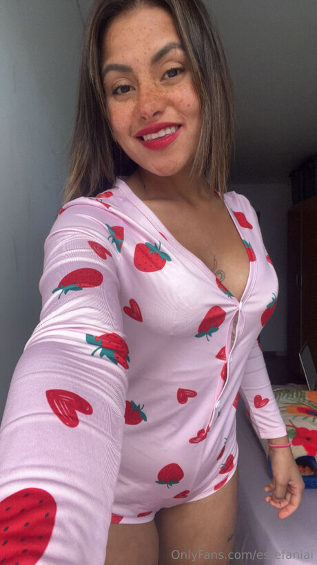 Estefaniai sexy pornstar img