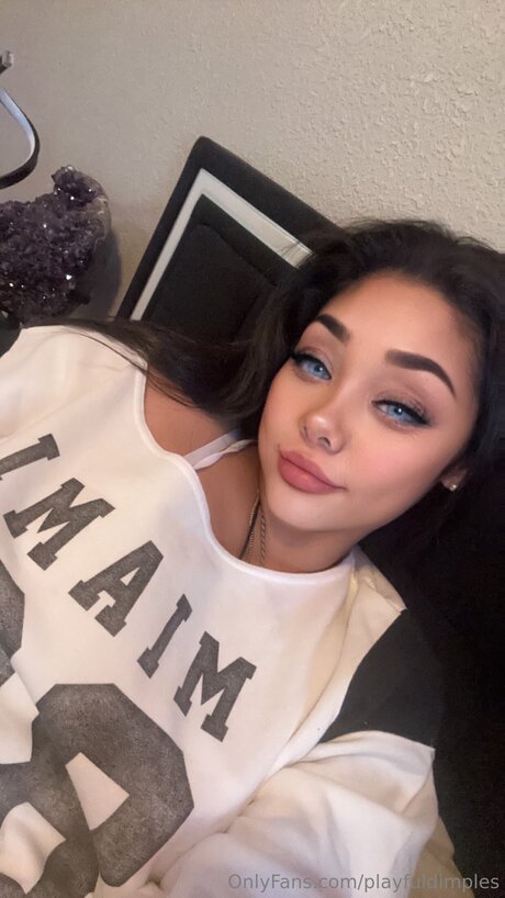 Playfuldimples model adult images