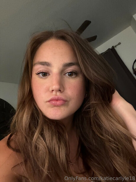 Katiecarlyle18 pornstar naked galleries