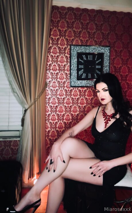 Miarosexxx hot pornstar images