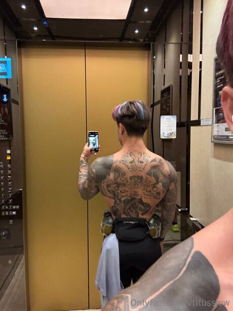 Titusslow star naked images