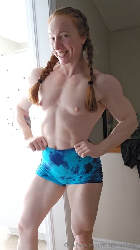 Fitlittleredhead actress pics